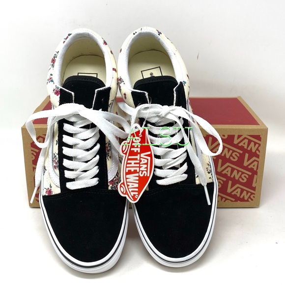 🌸Sale🌸 VANS Old Skool Ditsy Floral Women’s Sneakers Roses Pattern VN0A38G116Z - Picture 3 of 11